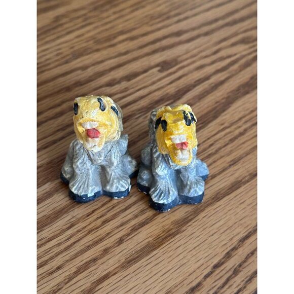 Vintage Ceramic Lion Figurines - Set Of 2 Hand-Painted Decorative Miniatures - Picture 3 of 11